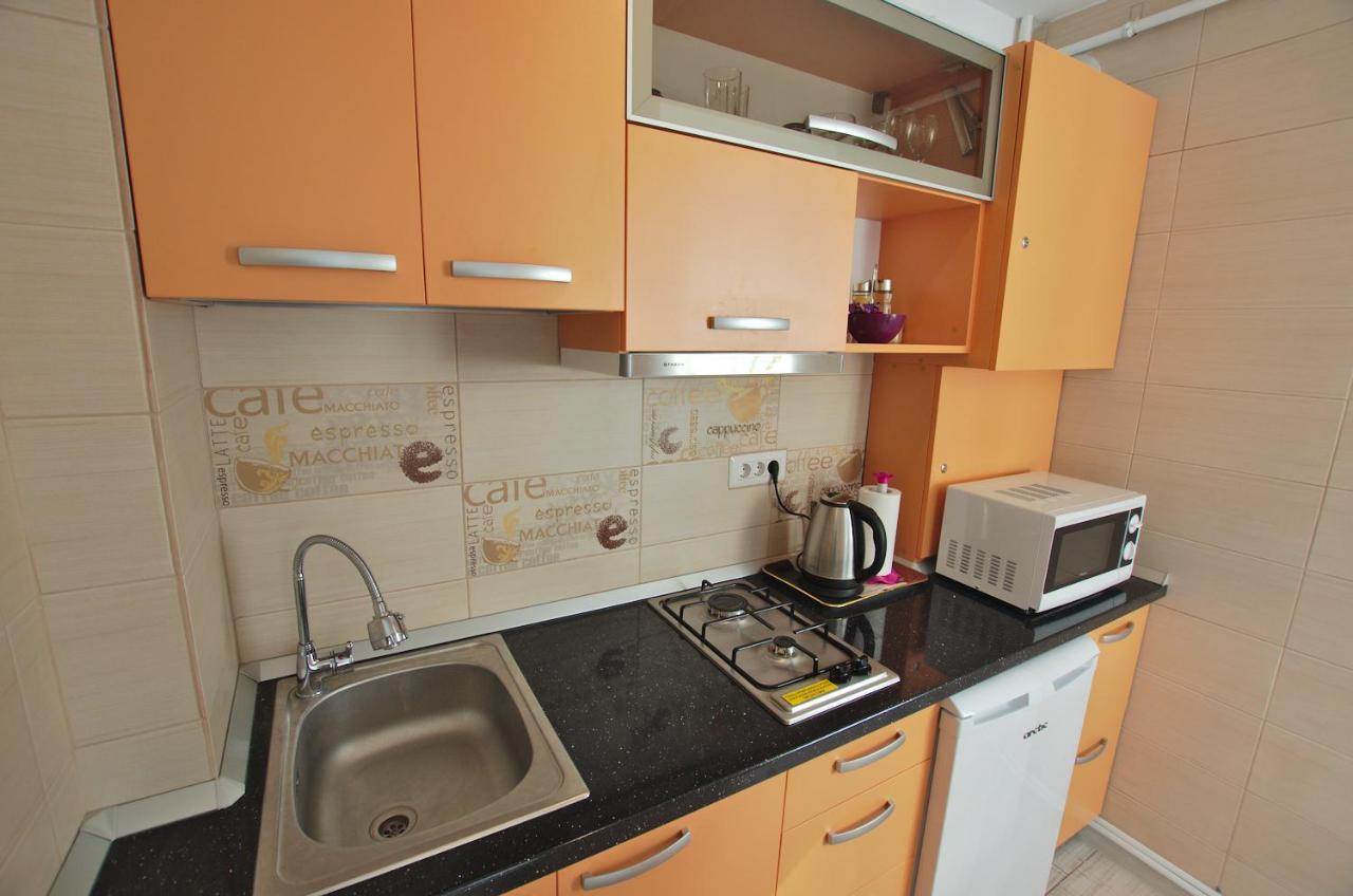 5 Apartshotel Faleza Galati Exterior photo