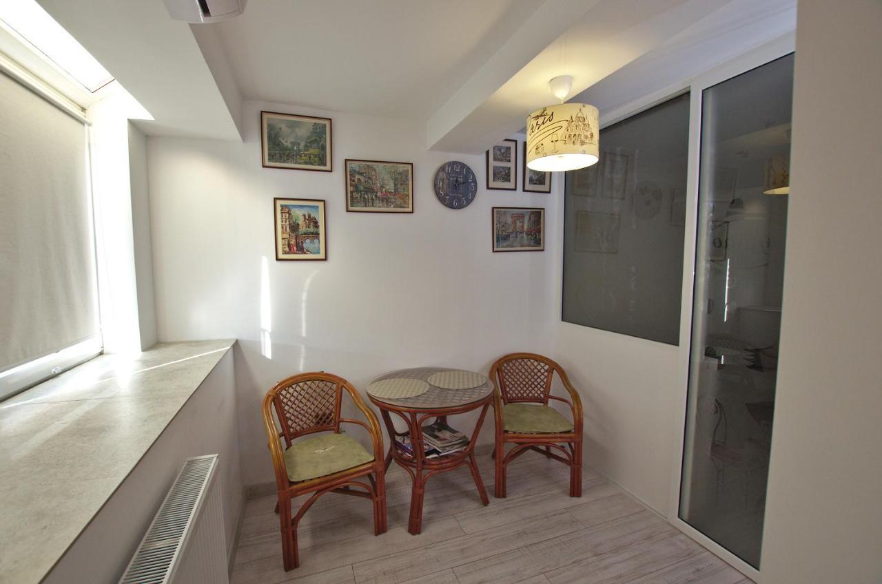 5 Apartshotel Faleza Galati Exterior photo