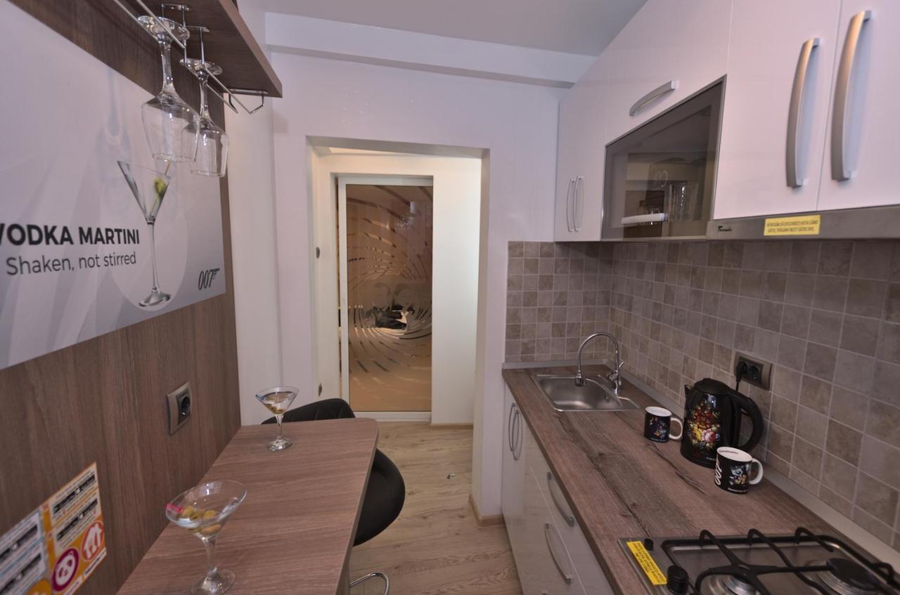 5 Apartshotel Faleza Galati Exterior photo