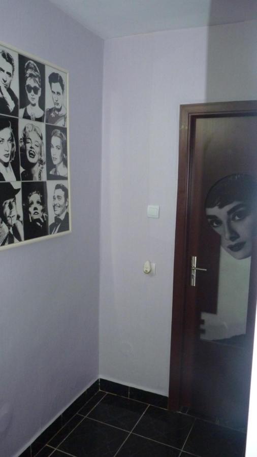 5 Apartshotel Faleza Galati Exterior photo