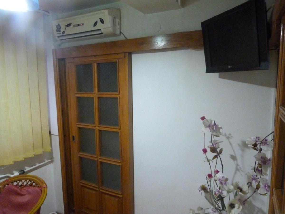 5 Apartshotel Faleza Galati Exterior photo