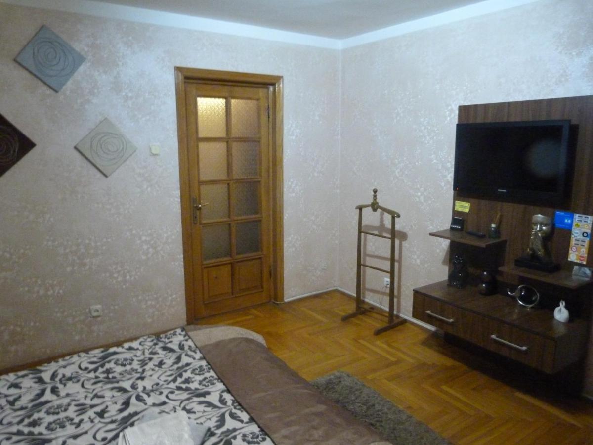 5 Apartshotel Faleza Galati Exterior photo